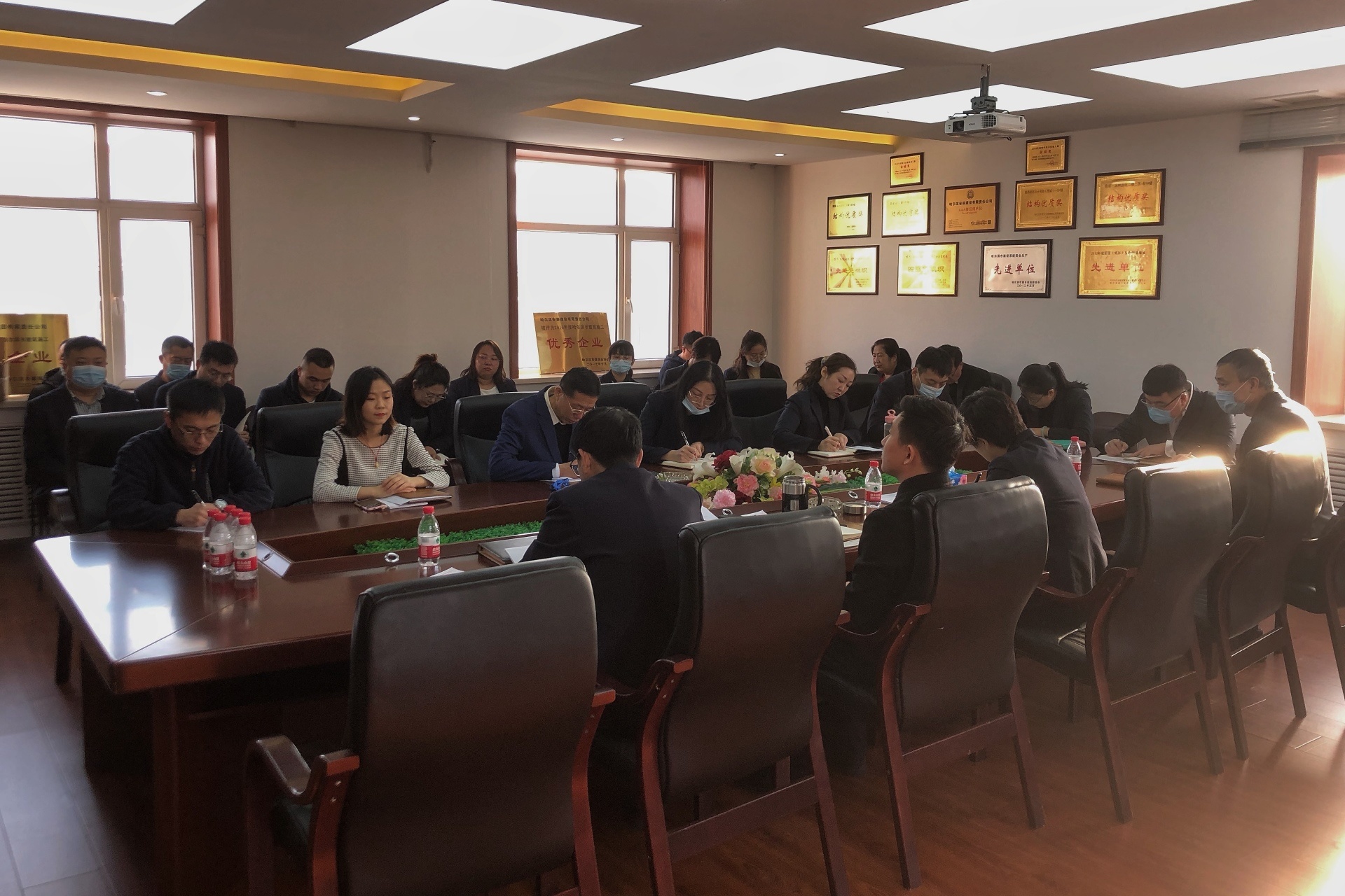 回首展望 揚帆起航——哈爾濱安裝建設集團2021年度述職大(dà)會圓滿召開